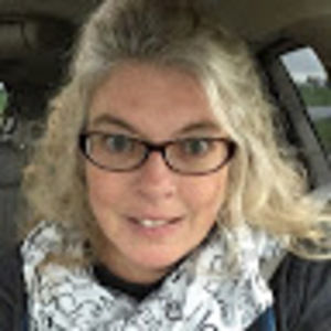 Meet your Posher, Julie